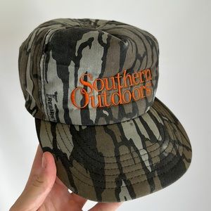 Vintage 90’s Bottomland camo snapback 🔥